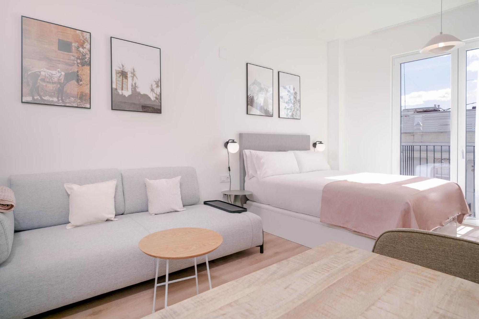 Limehome Valencia Carrer De Sant Jacint ภายนอก รูปภาพ