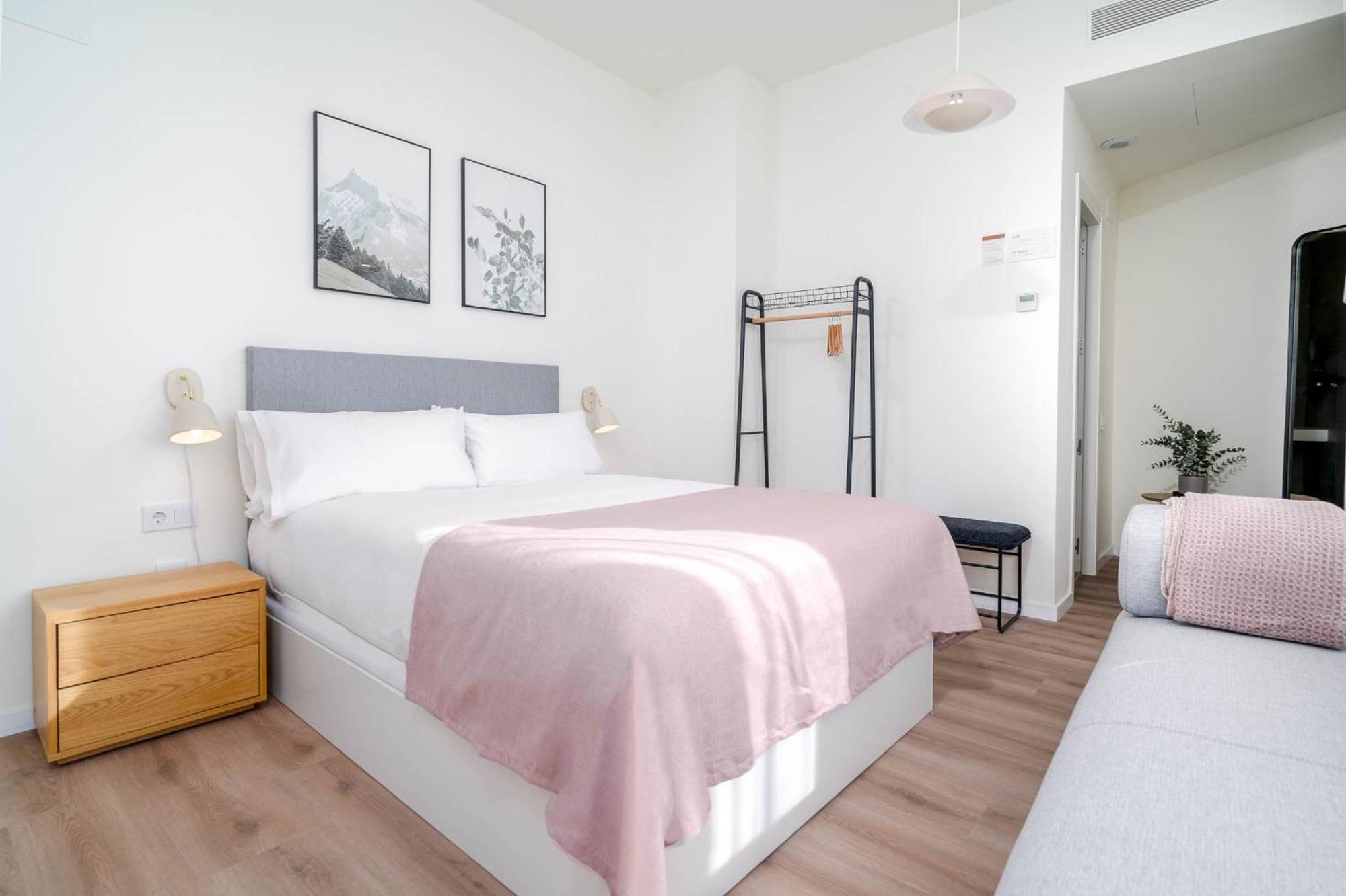Limehome Valencia Carrer De Sant Jacint ภายนอก รูปภาพ