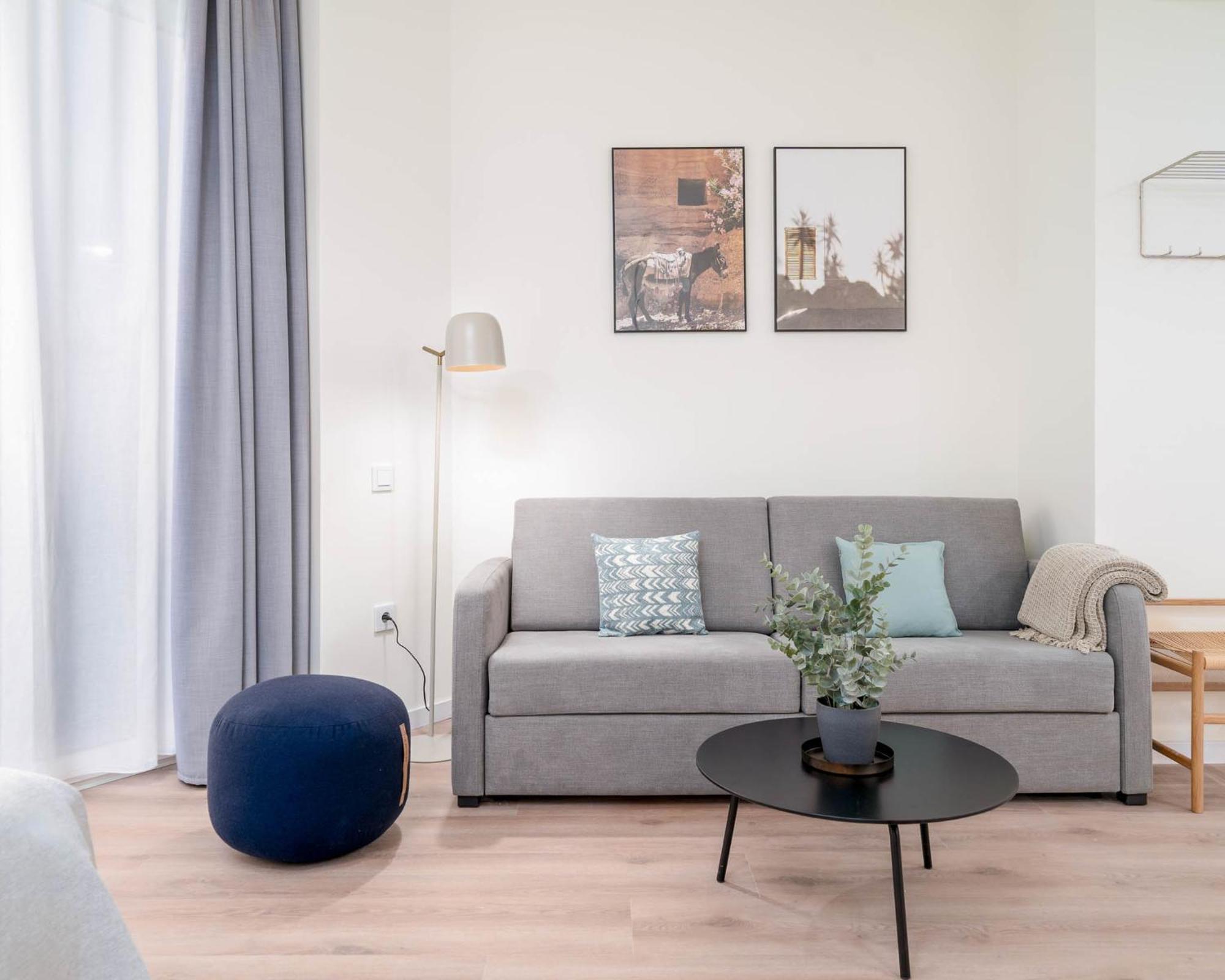 Limehome Valencia Carrer De Sant Jacint ภายนอก รูปภาพ