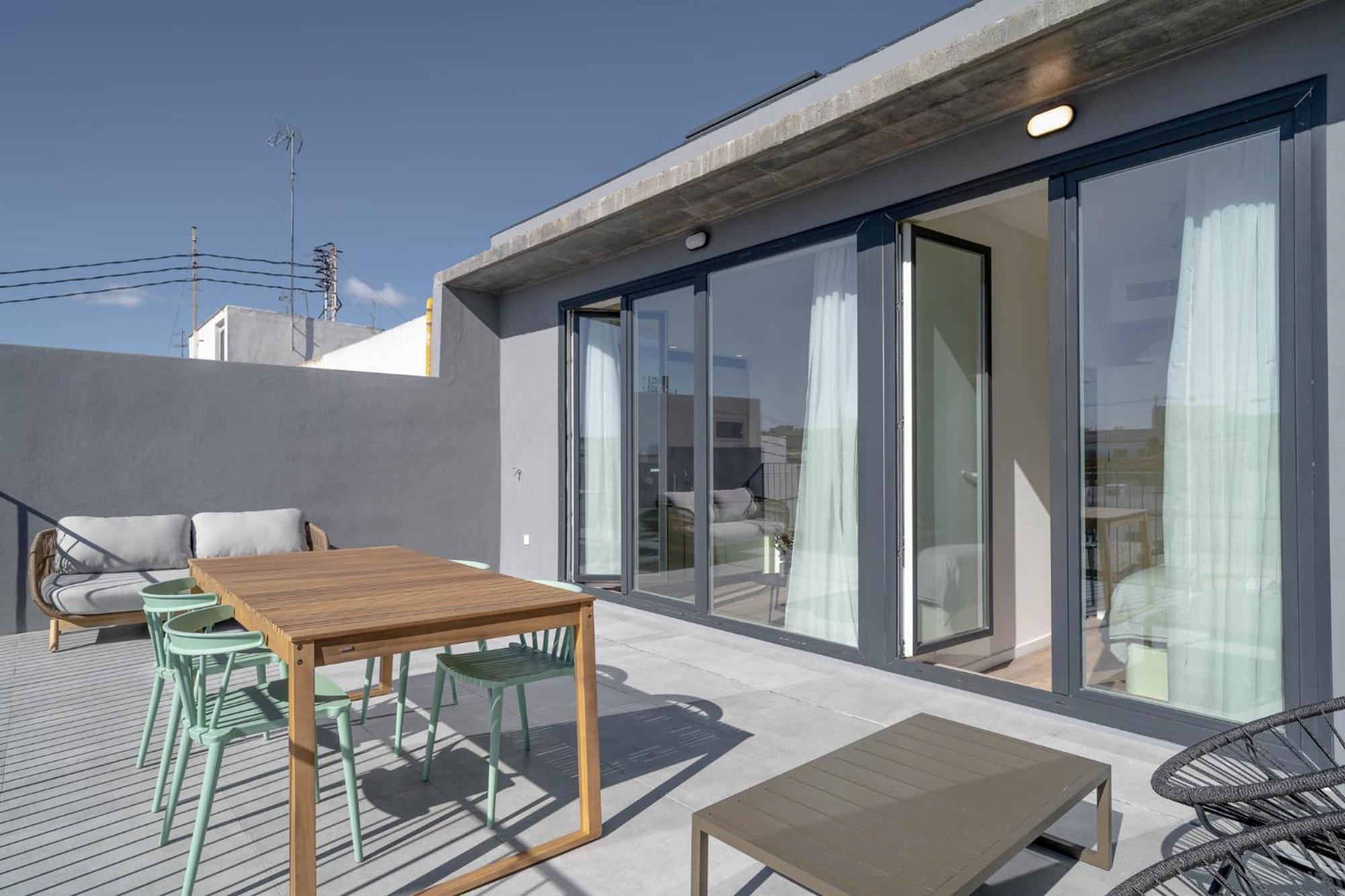 Limehome Valencia Carrer De Sant Jacint ภายนอก รูปภาพ