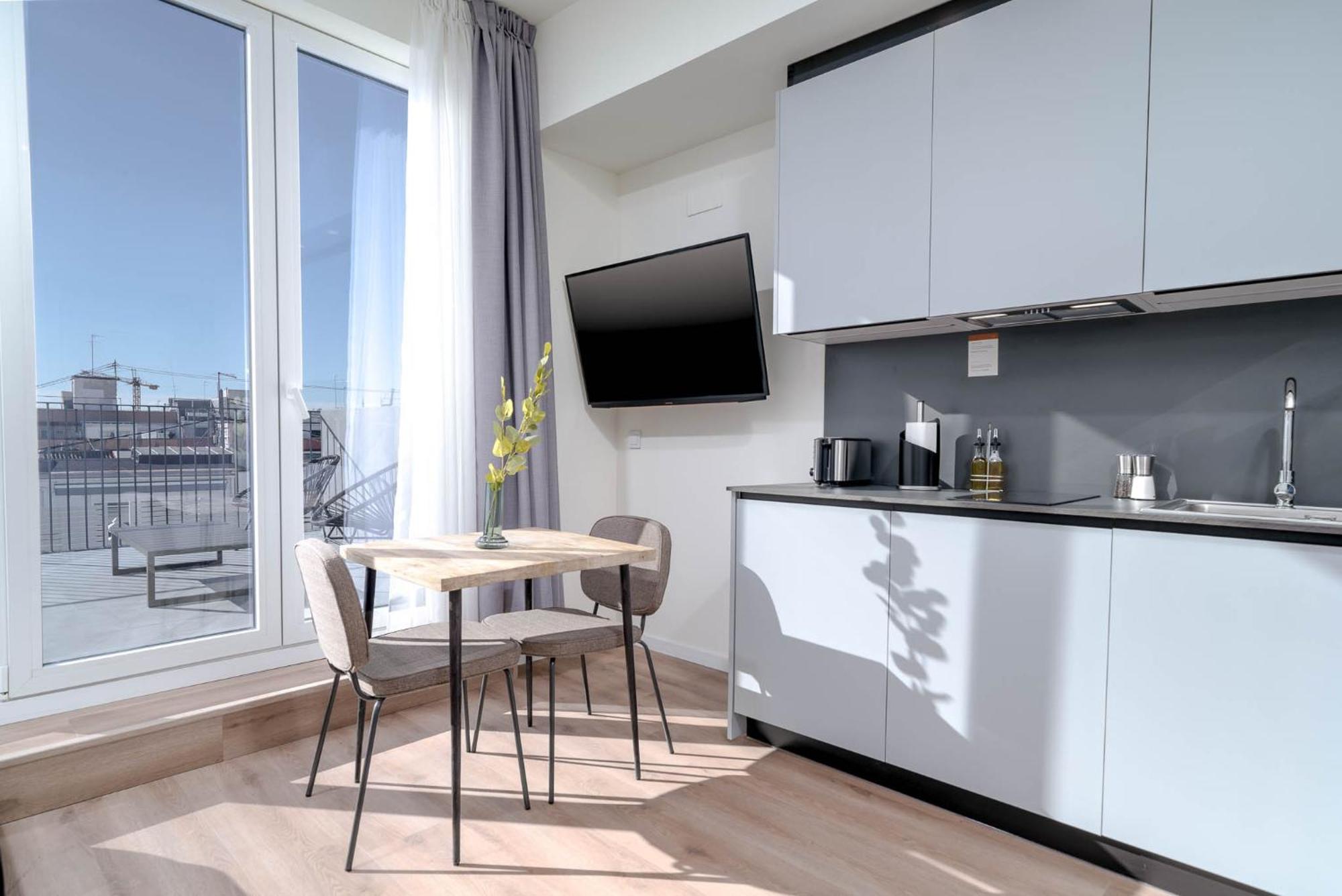 Limehome Valencia Carrer De Sant Jacint ภายนอก รูปภาพ